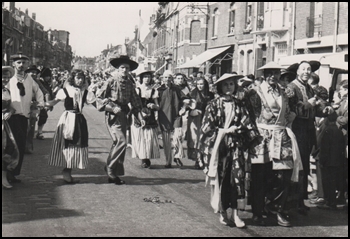 Cavalcade_1956_002.jpg