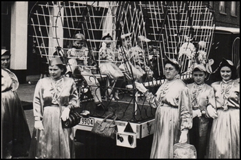 Cavalcade_1956_003.jpg