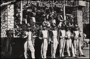 Cavalcade_1956_004.jpg
