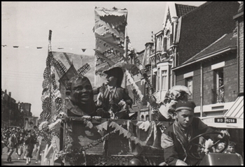 Cavalcade_1957_008.jpg