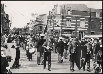 Cavalcade_1958_002.jpg