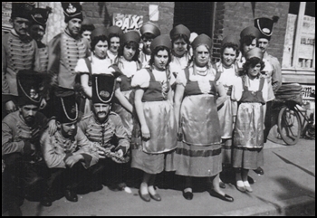 Cavalcade_1959_002.jpg