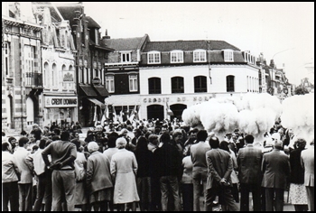 Cavalcade_1981_005.jpg