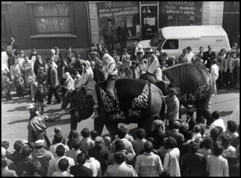 Cavalcade_1983_007.jpg