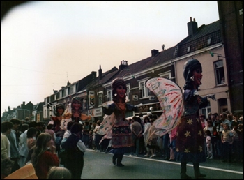 1985-18.jpg