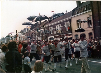 1985-2.jpg