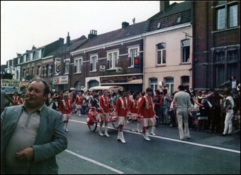 1985-3.jpg