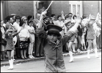 Cavalcade_1986_002.jpg
