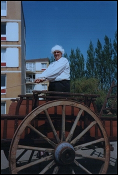 Cavalcade_1989_002.jpg