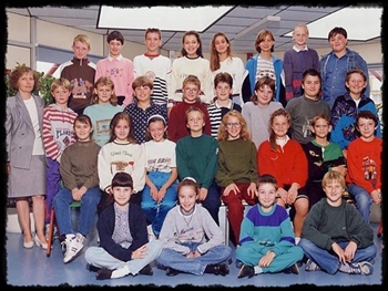 1993_6f.jpg