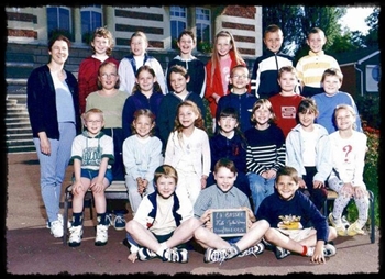 2001_ce2a.jpg