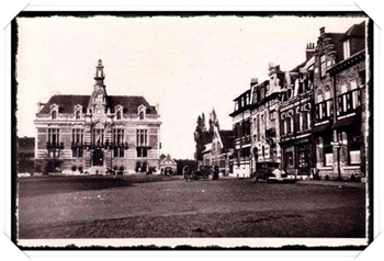 hville_an30.jpg